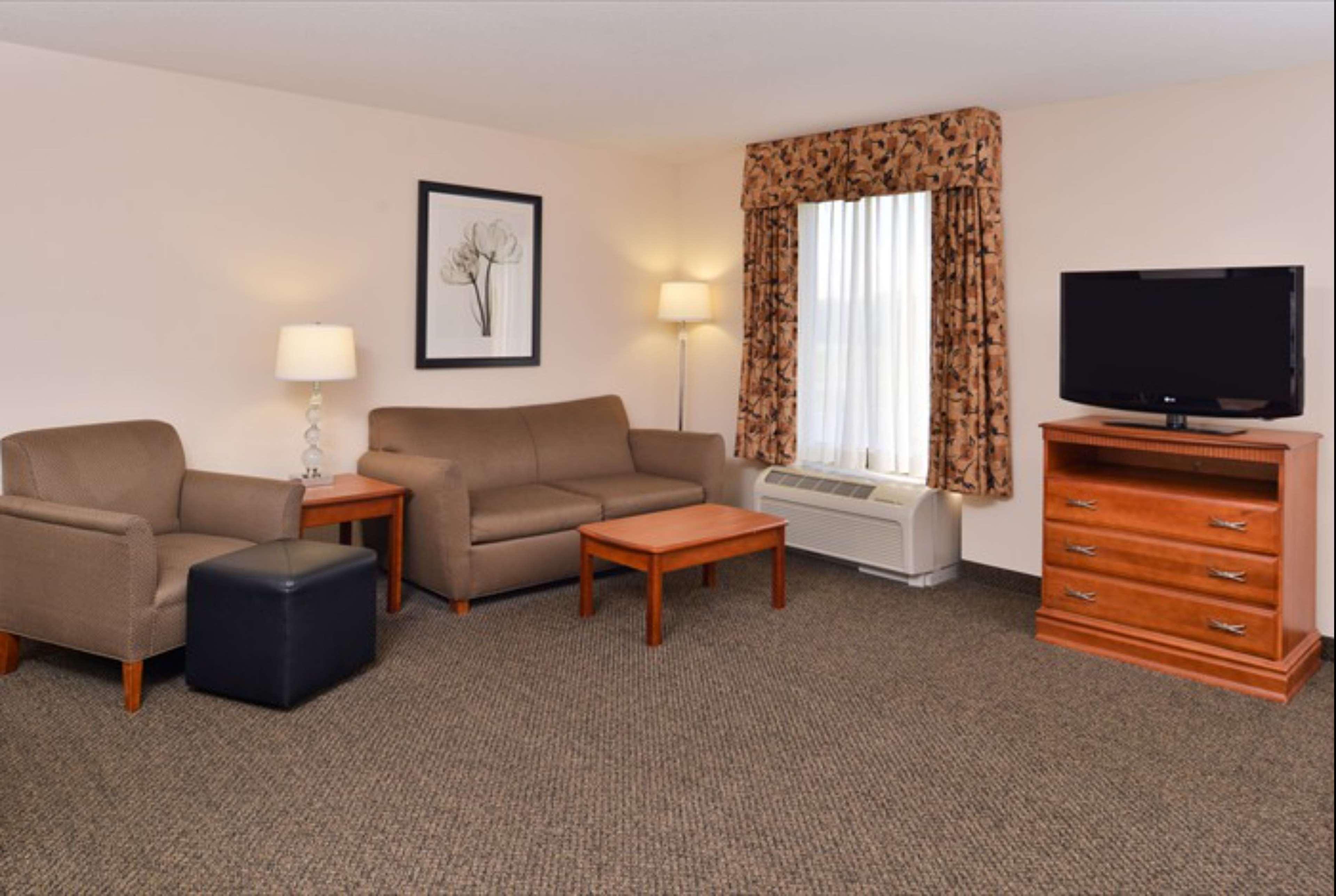 Hampton Inn & Suites Richmond Exteriör bild