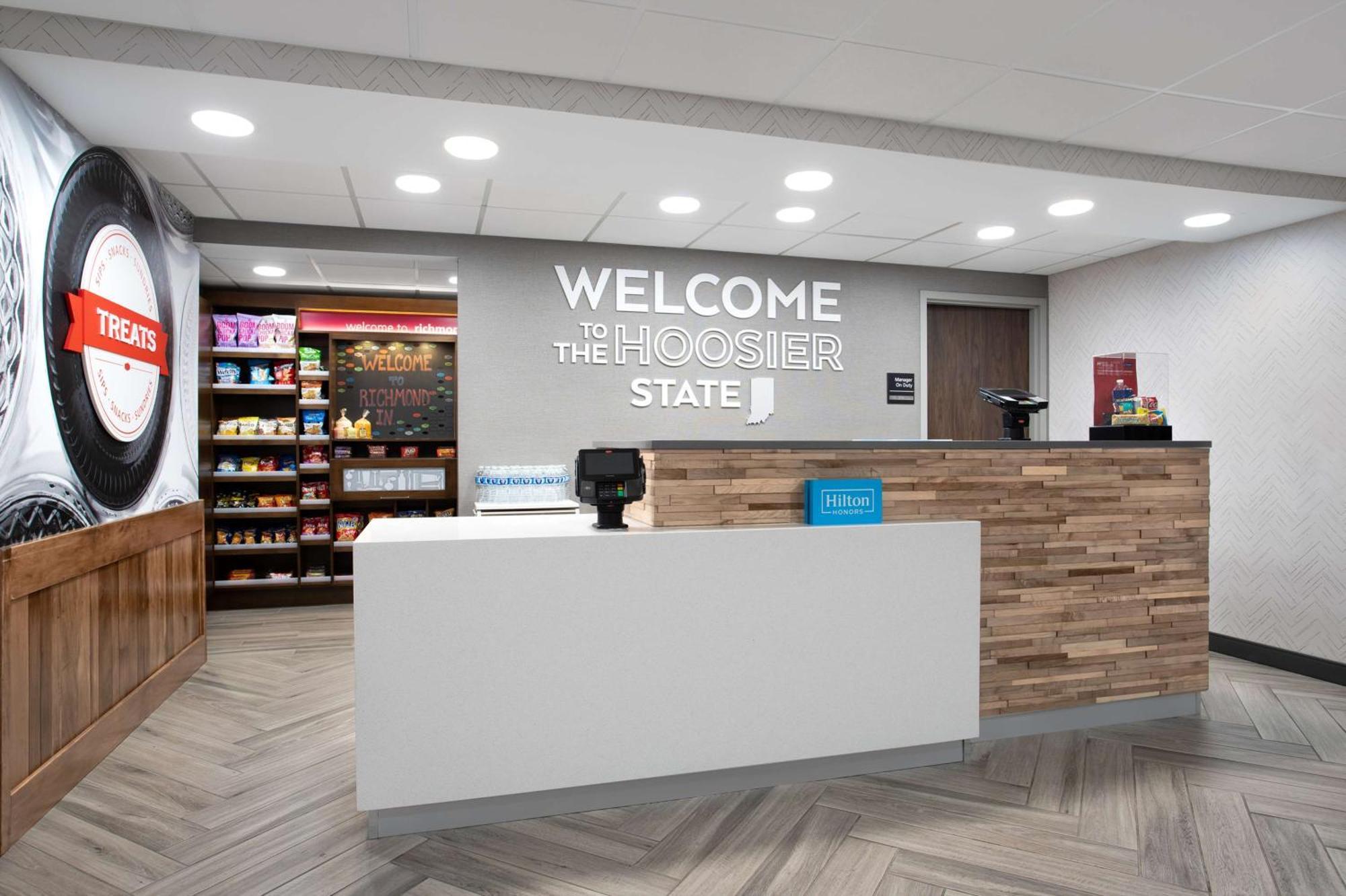 Hampton Inn & Suites Richmond Exteriör bild