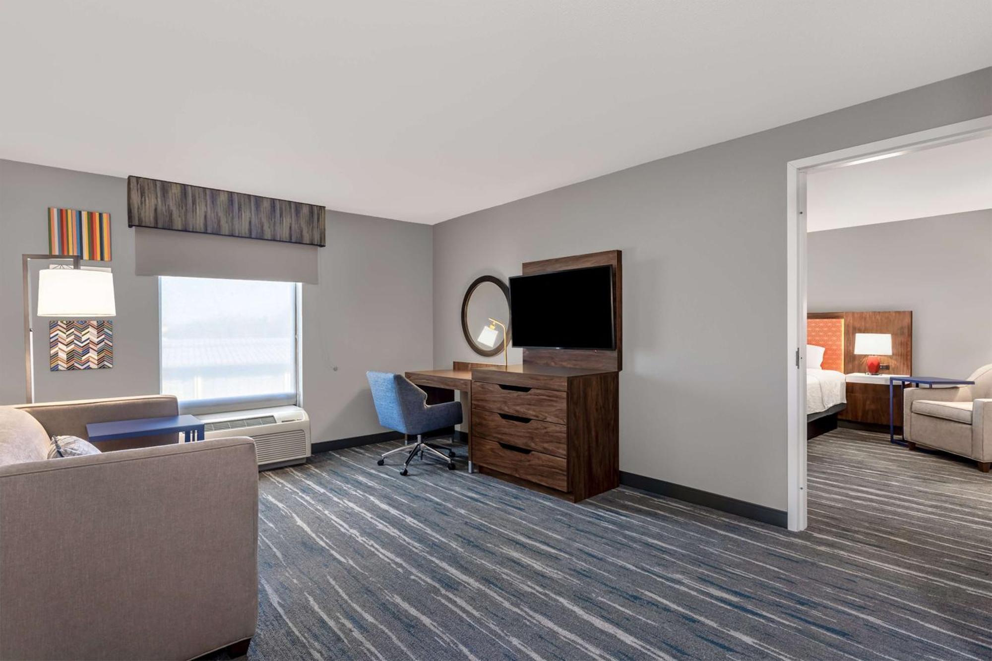 Hampton Inn & Suites Richmond Exteriör bild