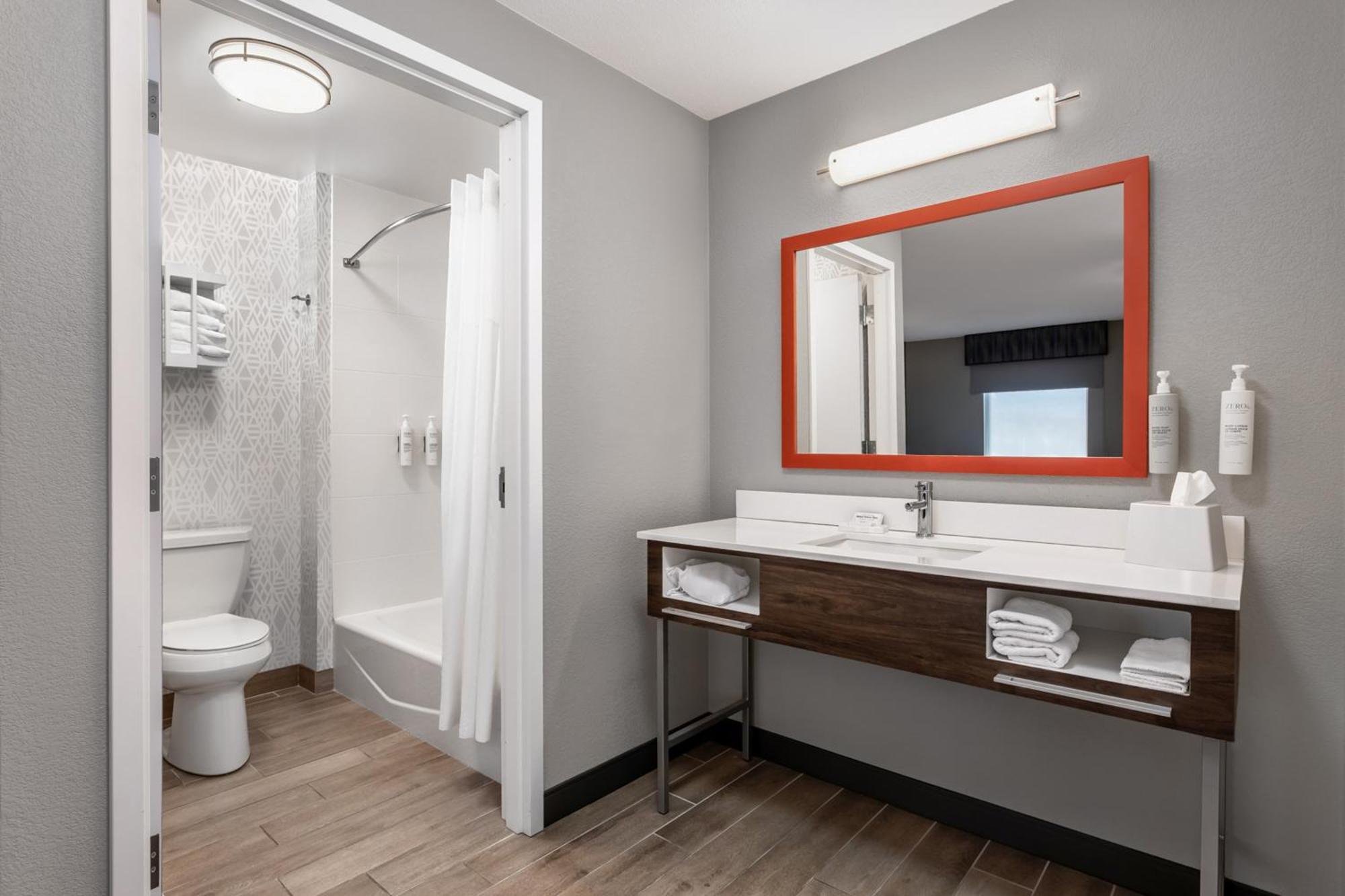 Hampton Inn & Suites Richmond Exteriör bild