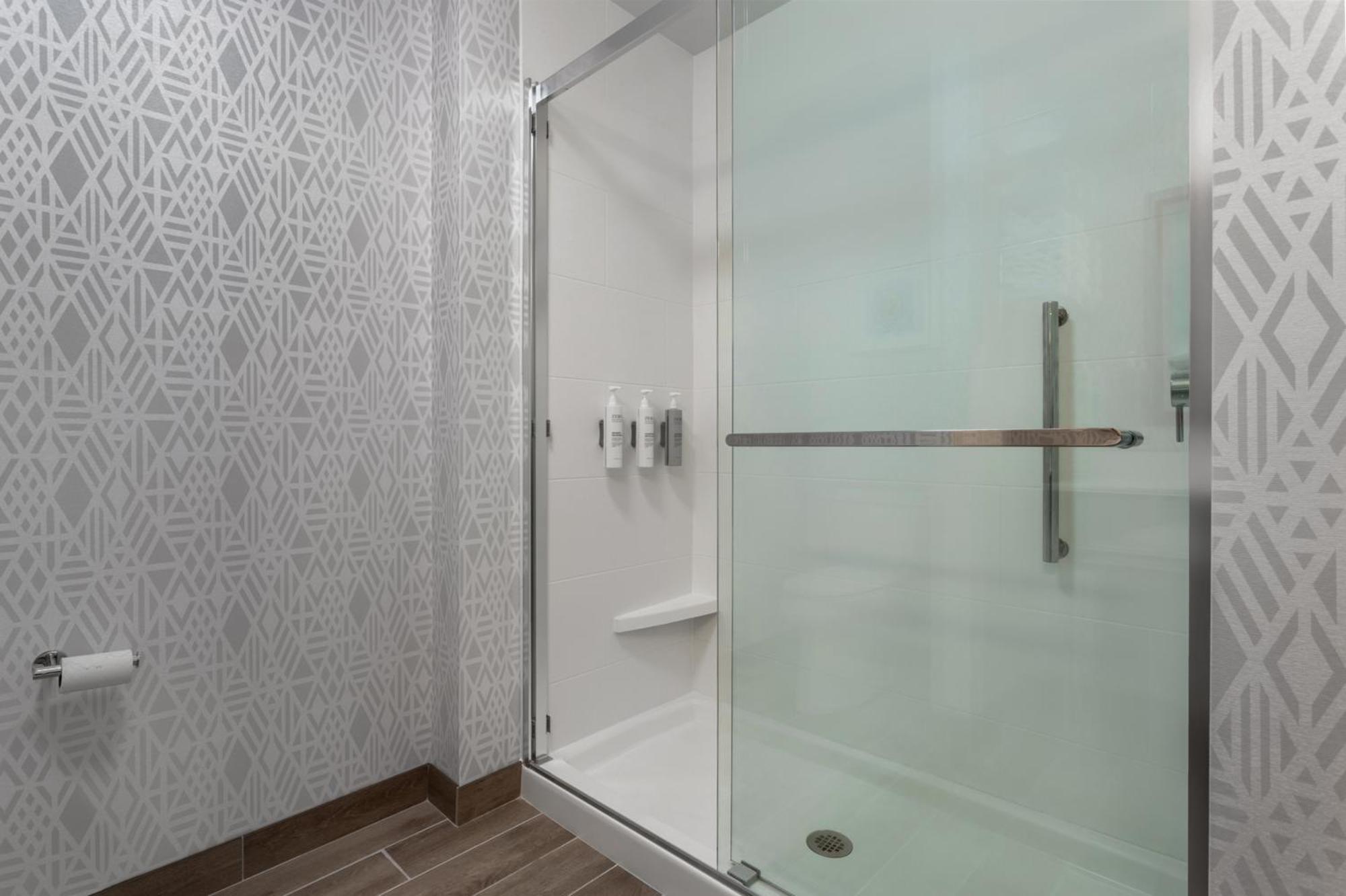 Hampton Inn & Suites Richmond Exteriör bild